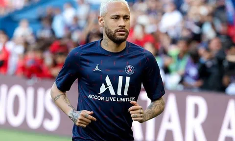Huấn luyện viên Christophe Galtier định đoạt tương lai của Neymar