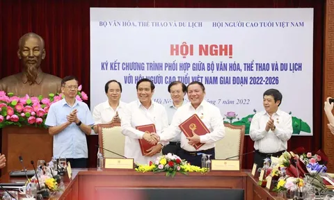 Ký kết Chương trình phối hợp giữa Bộ Văn hóa, Thể thao và Du lịch với Hội người cao tuổi Việt Nam giai đoạn 2021-2026