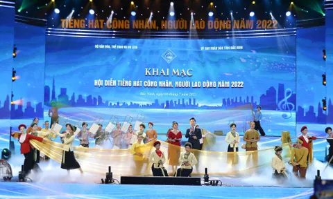 Bộ trưởng Nguyễn Văn Hùng: "Phong trào văn hóa nghệ thuật quần chúng của công nhân và người lao động đã tạo tiền đề vững chắc cho nghệ thuật chuyên nghiệp"