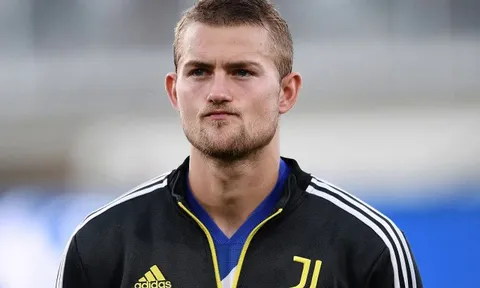 Huấn luyện viên Allegri tiết lộ De Ligt đã có cuộc gặp với Bayern Munich