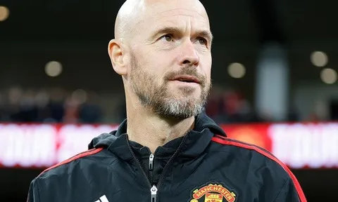 Huấn luyện viên Erik Ten Hag không dám đặt mục tiêu cùng Man United ở mùa giải 2022-2023