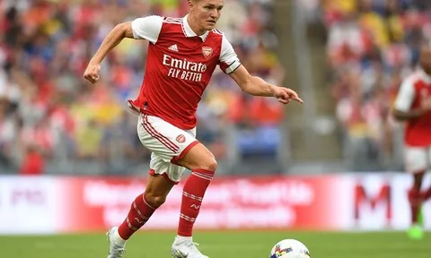 Huấn luyện viên Arteta không tiếc lời khen ngợi tiền vệ Odegaard