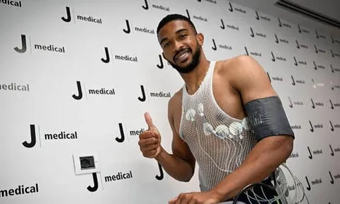 Trung vệ hay nhất Serie A hoàn tất hợp đồng gia nhập Juventus