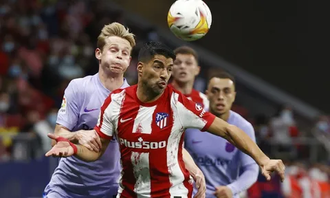 Dortmund muốn chiêu mộ tiền đạo Luis Suarez để tăng cường hàng công