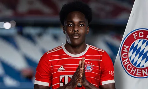 Bayern Munich chi lớn chiêu mộ tiền đạo 17 tuổi người Pháp