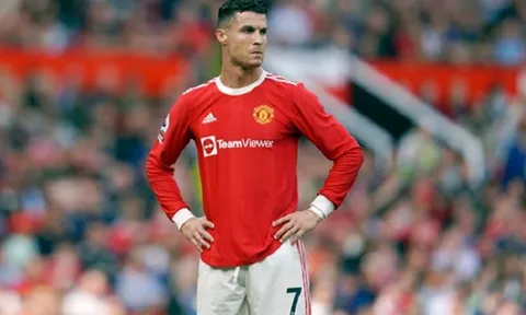 C.Ronaldo tố truyền thông Anh đăng tin không đúng về tương lai của mình