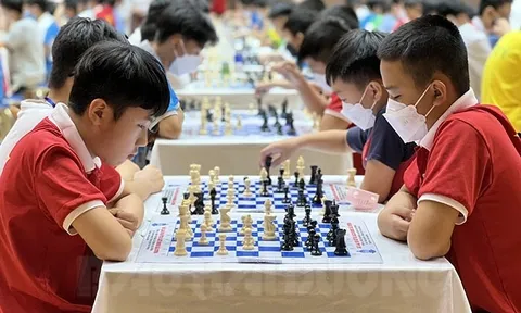 Blue Horse nhất toàn đoàn giải cờ Vua tranh Cúp Báo Hải Dương