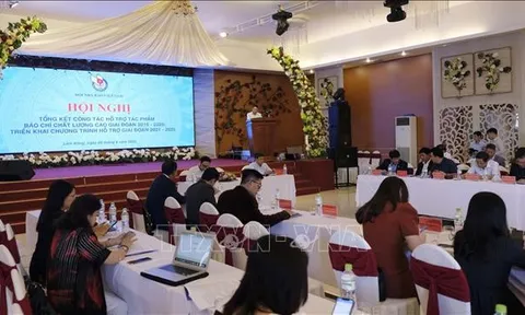 Tôn vinh, hỗ trợ sáng tạo các tác phẩm báo chí chất lượng cao