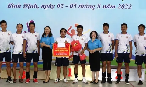 Bế mạc giải Bóng chuyền Công chức, viên chức, lao động Công đoàn Viên chức tỉnh Bình Định năm 2022
