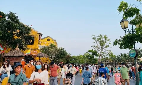 Hà Nội, TPHCM và Vùng KTTĐ miền Trung 'nắm tay' phát triển du lịch