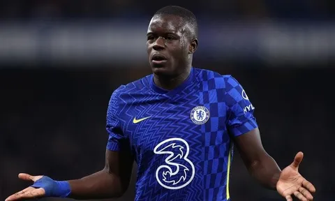 Chelsea chia tay trung vệ Malang Sarr, tiến gần chữ ký của De Jong