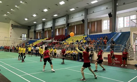 Giải Bóng chuyền hơi trung, cao tuổi quận Cầu Giấy năm 2022