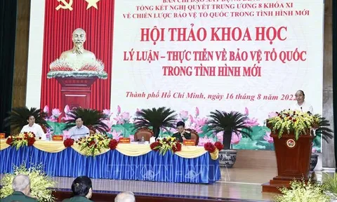 Chủ tịch nước: Phát huy nguồn lực, tiềm năng sáng tạo của nhân dân để xây dựng và bảo vệ Tổ quốc