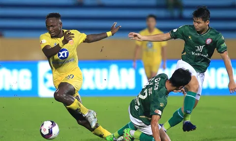 V.League 2022: Bóng đá Sài thành trong cơn bĩ cực
