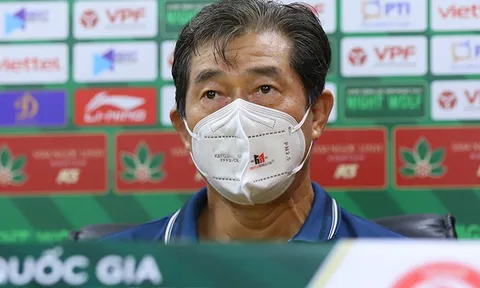 Huấn luyện viên trưởng của Viettel FC khen Hoàng Đức tấn công tuyệt vời
