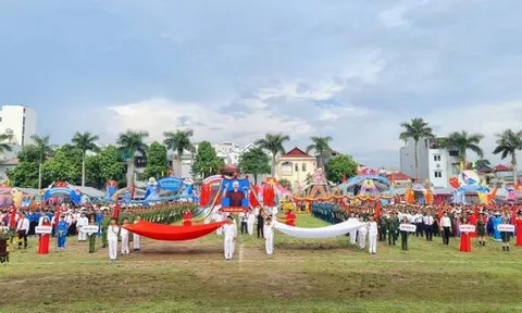 Huyện Đông Anh khai mạc Đại hội Thể dục thể thao lần thứ X và Hội trại truyền thống 