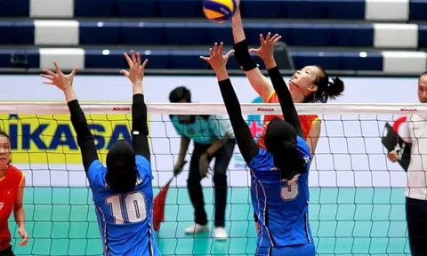 Thanh Thúy cùng đồng đội tham dự giải ASEAN Grand Prix 2022 ở Thái Lan