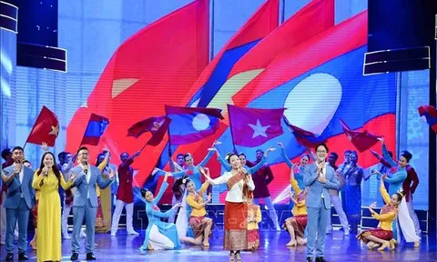 Chương trình truyền hình đặc biệt tôn vinh tầm vóc quan hệ Việt Nam - Lào