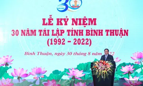 Thủ tướng: Bình Thuận tập trung phát triển du lịch trở thành ngành kinh tế mũi nhọn