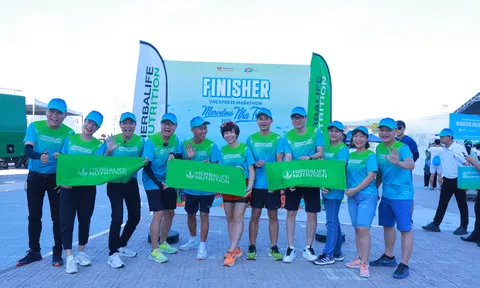 Herbalife Việt Nam đồng hành cùng 8.700 vận động viên tại VnExpress Marathon Marvelous Nha Trang 2022