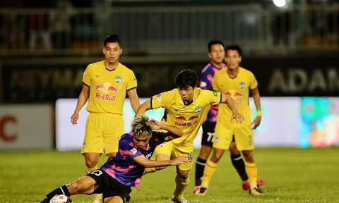 Hoàng Anh Gia Lai - Sài Gòn > 1-1: Đội bóng phố Núi lỡ cơ hội bám đuổi nhóm đầu