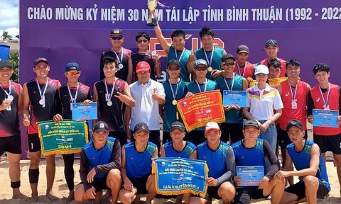 Bình Thuận tổ chức giải Bóng chuyền bãi biển