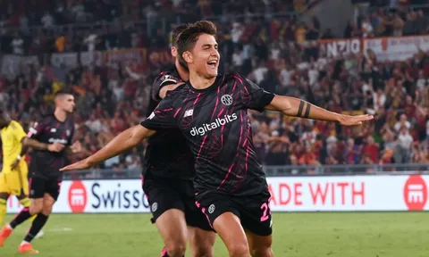 Paulo Dybala và Joaquin Sanchez thiết lập kỷ lục ấn tượng ở Europa League