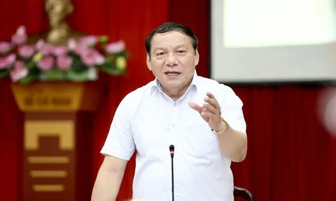 Chỉ thị của Bộ trưởng Bộ Văn hóa, Thể thao và Du lịch về tăng cường quản lý hoạt động văn hóa nghệ thuật, lễ hội, bảo vệ và phát huy giá trị di sản văn hóa, phục hồi và phát triển du lịch