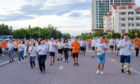 Phú Yên phát động chương trình "Những bước chân vì cộng đồng năm 2022"
