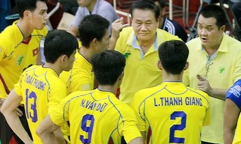 Huấn luyện viên Bùi Huy Châm sẽ dẫn dắt đội bóng chuyền nam Vĩnh Long tại Đại hội Thể thao toàn quốc 2022