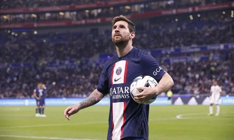 Messi bị giảm hơn 30% lương nếu gia hạn hợp đồng với PSG