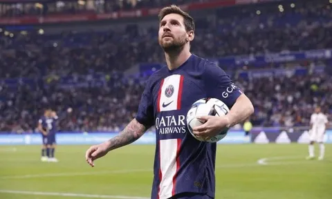 Lionel Messi được đề vào cuộc đua giành giải thưởng "Bàn chân Vàng"