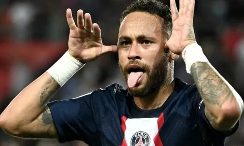 Huyền thoại Marco van Basten chỉ trích Neymar