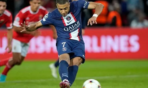 Mbappe và PSG căng thẳng vì… Neymar