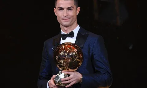 Cristiano Ronaldo tham dự Lễ trao giải "Quả bóng Vàng" 2022