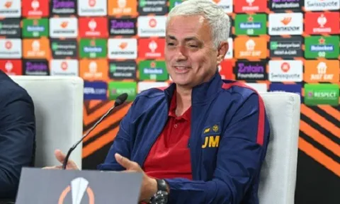 Ông Mourinho chê màn trình diễn kém cỏi của Barcelona tại Champions League
