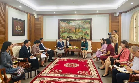 Bộ Văn hóa, Thể thao và Du lịch sẵn sàng chia sẻ, hỗ trợ kinh nghiệm phát triển thư viện cộng đồng ở Lào