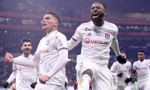 Lyon áp sát vị trí của Lille, Paris Saint-Germain vững chắc ngôi đầu sau 13 vòng đấu