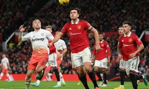 Ông thầy Ten Hag không tiếc lời khen ngợi cậu học trò Harry Maguire