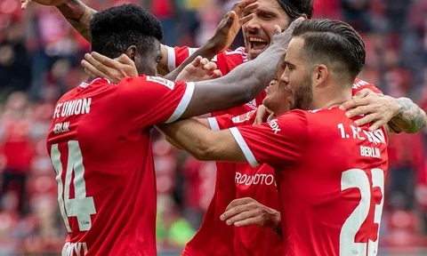 Union Berlin đòi lại vị trí số 1 Bundesliga từ tay Bayern Munich sau vòng 12