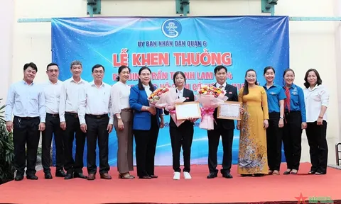 Thành phố Hồ Chí Minh khen thưởng nữ kỳ thủ U16 vô địch cờ Tướng thế giới 2022