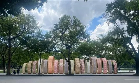 Hào hứng trải nghiệm sáng tạo tại không gian hồ Hoàn Kiếm