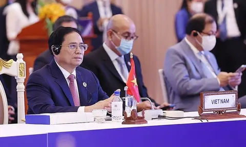Thủ tướng: Đoàn kết là yếu tố quyết định thành công, là sức mạnh để ASEAN giữ vững ổn định trong bất ổn