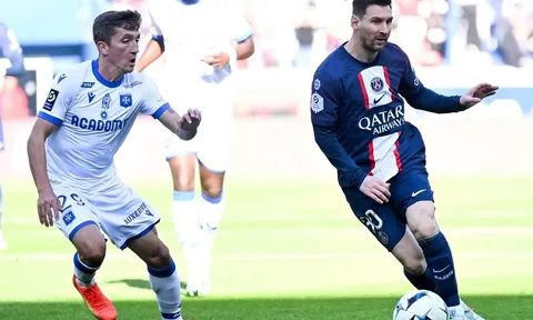Lionel Messi trở lại trong chiến thắng đậm của PSG