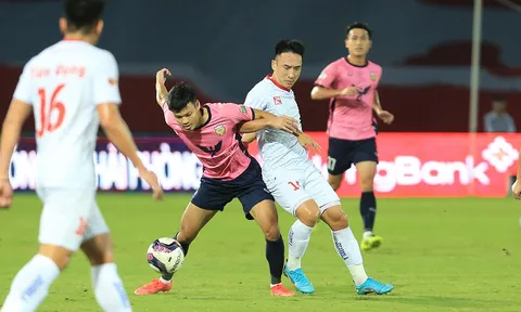 V.League 2022: Vé hạng Nhất đang chờ chính chủ