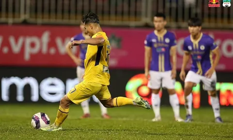 Hoàng Anh Gia Lai - Hà Nội > 1-1: Bất phân thắng bại trước thềm Cúp Quốc gia