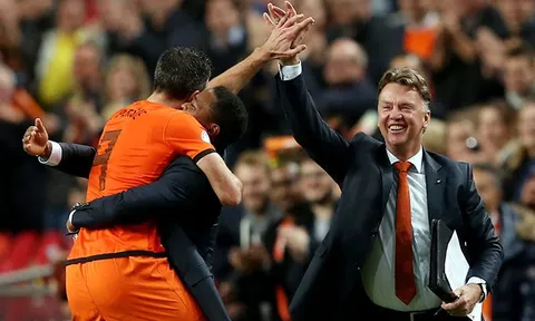 Van Gaal làm điều khó tin với các tuyển thủ Hà Lan