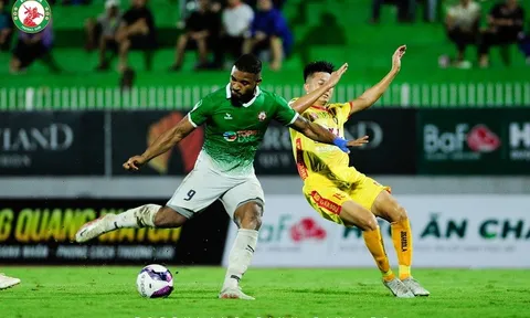 Topenland Bình Định - Thanh Hóa > 4-0: Ngoại binh tỏa sáng rực rỡ