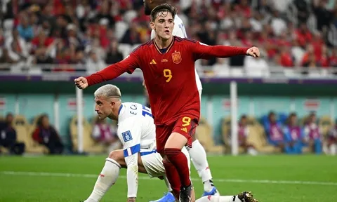 "Ngôi sao" trẻ Tây Ban Nha tái hiện kỷ lục của 'Vua bóng đá' Pele