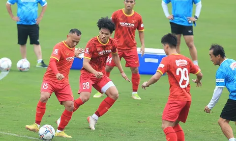 Đội tuyển Việt Nam: Nhiều cầu thủ vắng mặt trong buổi tập đầu tiên